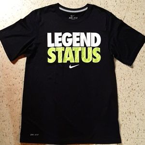 Men's Nike Legend Status Dri-Fit Tee Mens Small.